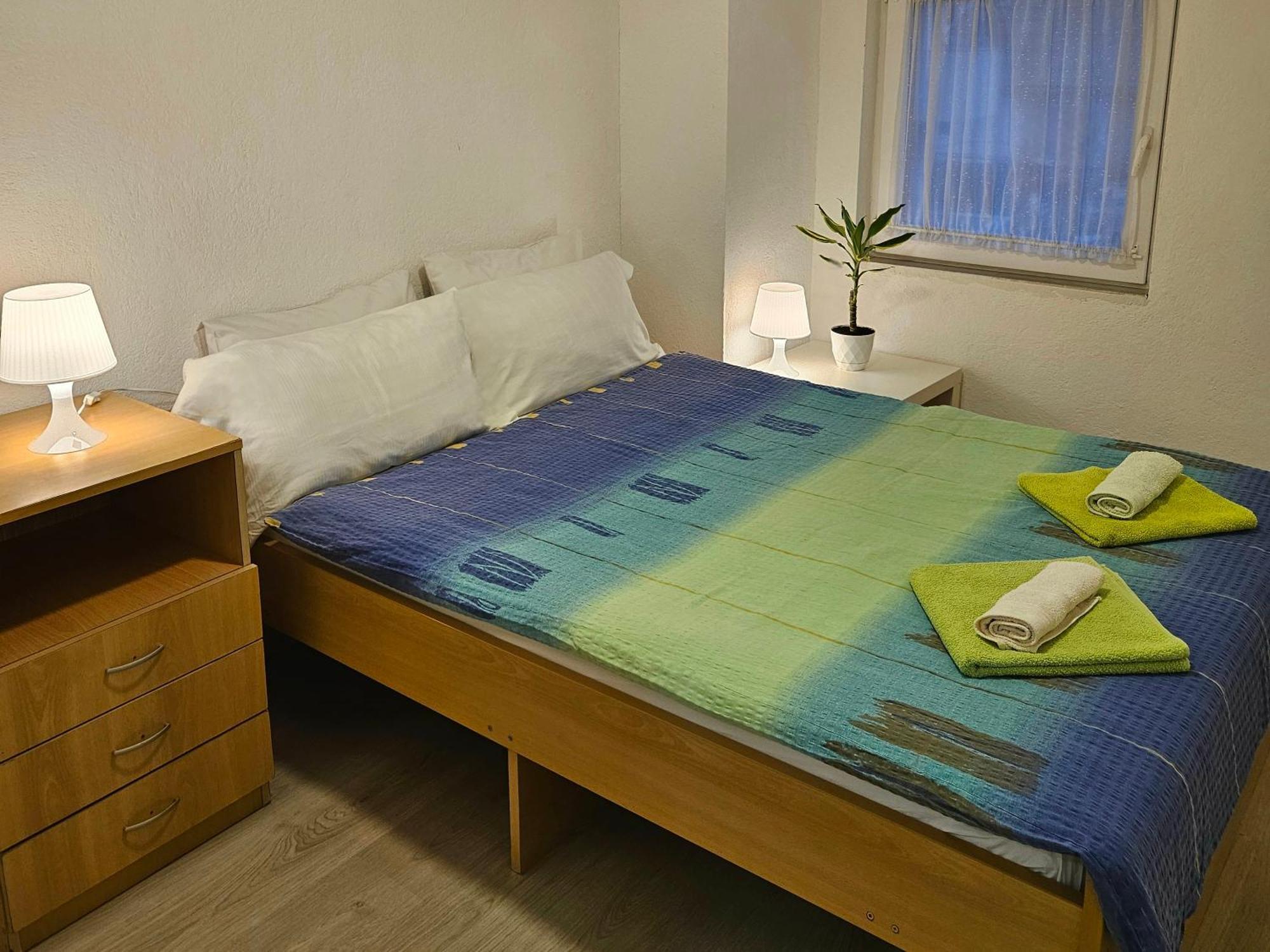My Parents Guest House Petrovec Buitenkant foto